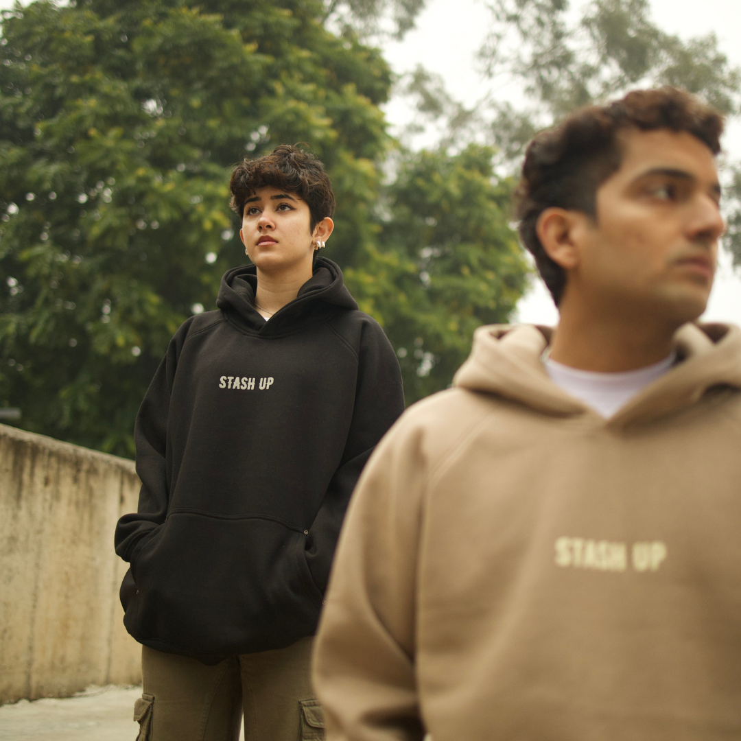 BASIC HOODIE-BLACK
