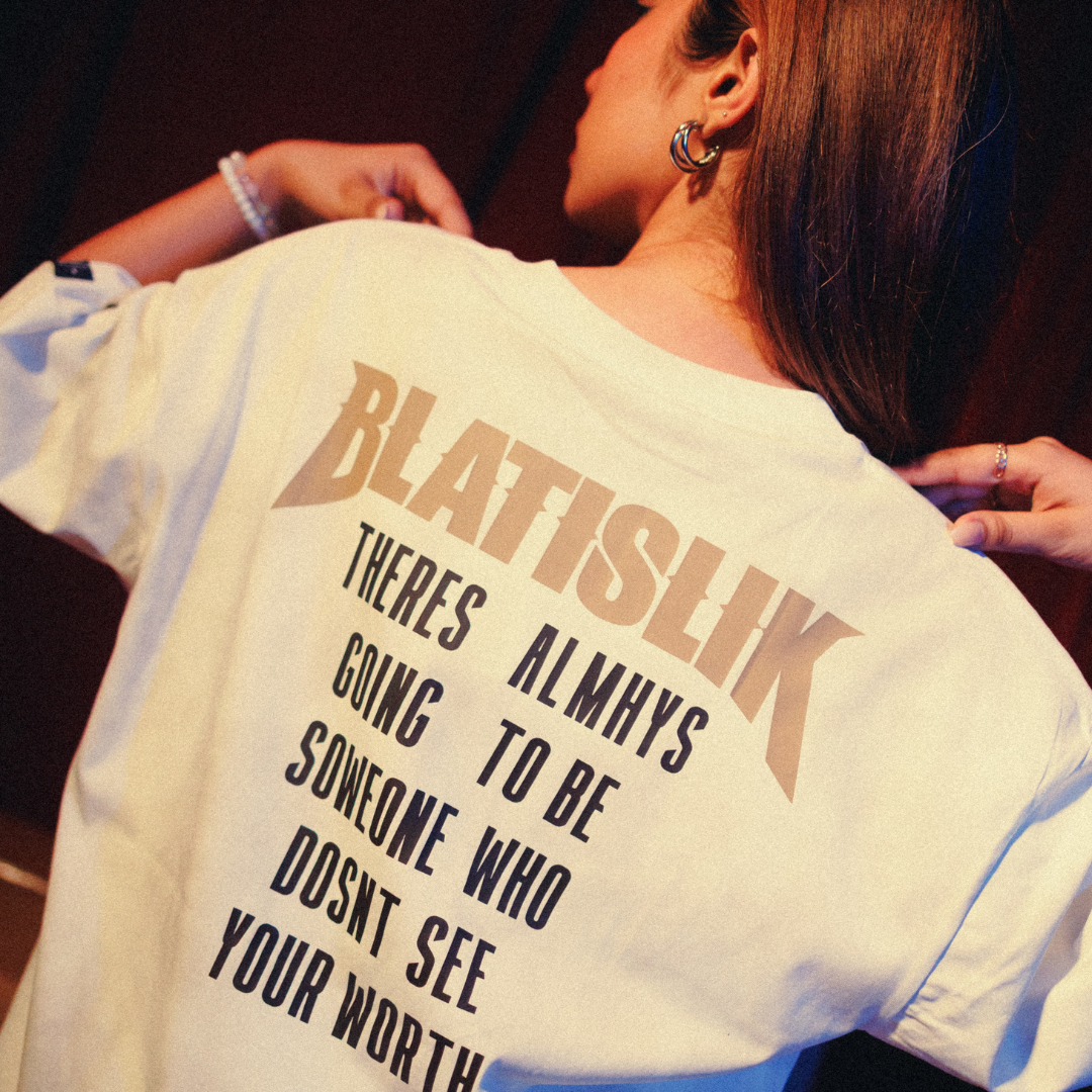 BLATISLIK- WASHED WHITE